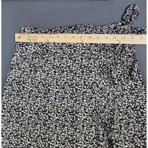 Rachel Zoe SZ 8 Floral Wrap Skirt Ruffle Whimsy Feminine Cottagecore Black White - Picture 4 of 9
